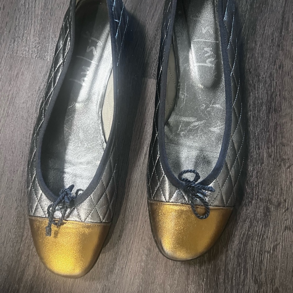 French Sole Silver and Gold Quilted Flats - Picture 3 of 3
